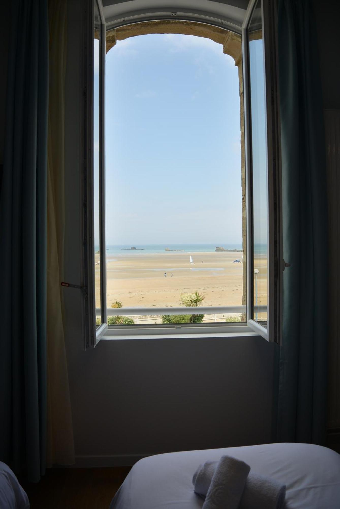 אסנלס Les Tourelles Village De Vacances מראה חיצוני תמונה